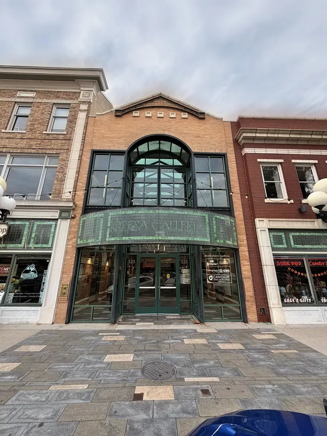 Opera Galleria, from outside